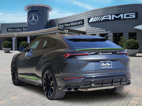 Used 2021 Lamborghini Urus image 4
