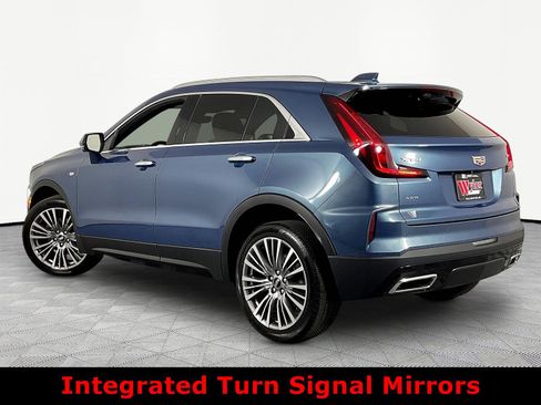 Used 2025 Cadillac XT4 Premium Luxury w/ Technology Package AWD/4WD image 4