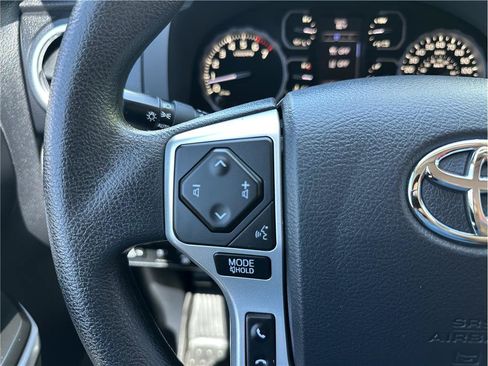 Used 2020 Toyota Tundra SR5 w/ SR5 Upgrade Package AWD/4WD image 23