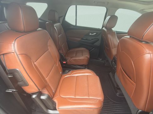 Used 2020 Chevrolet Traverse High Country w/ LPO, Cargo Package AWD/4WD image 13