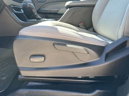 Used 2021 Chevrolet Colorado W/T w/ Custom Special Edition image 11