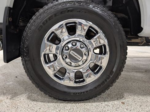 Used 2025 Ford F350 Lariat w/ Lariat Ultimate Package image 14