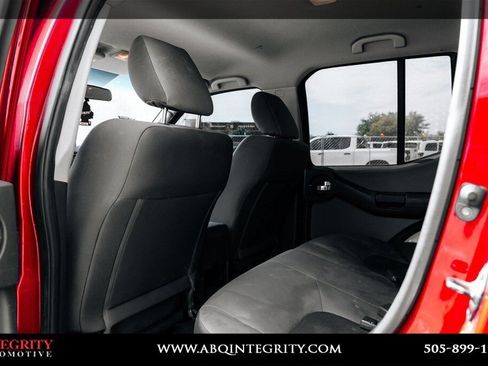 Used 2013 Nissan Xterra S AWD/4WD image 13