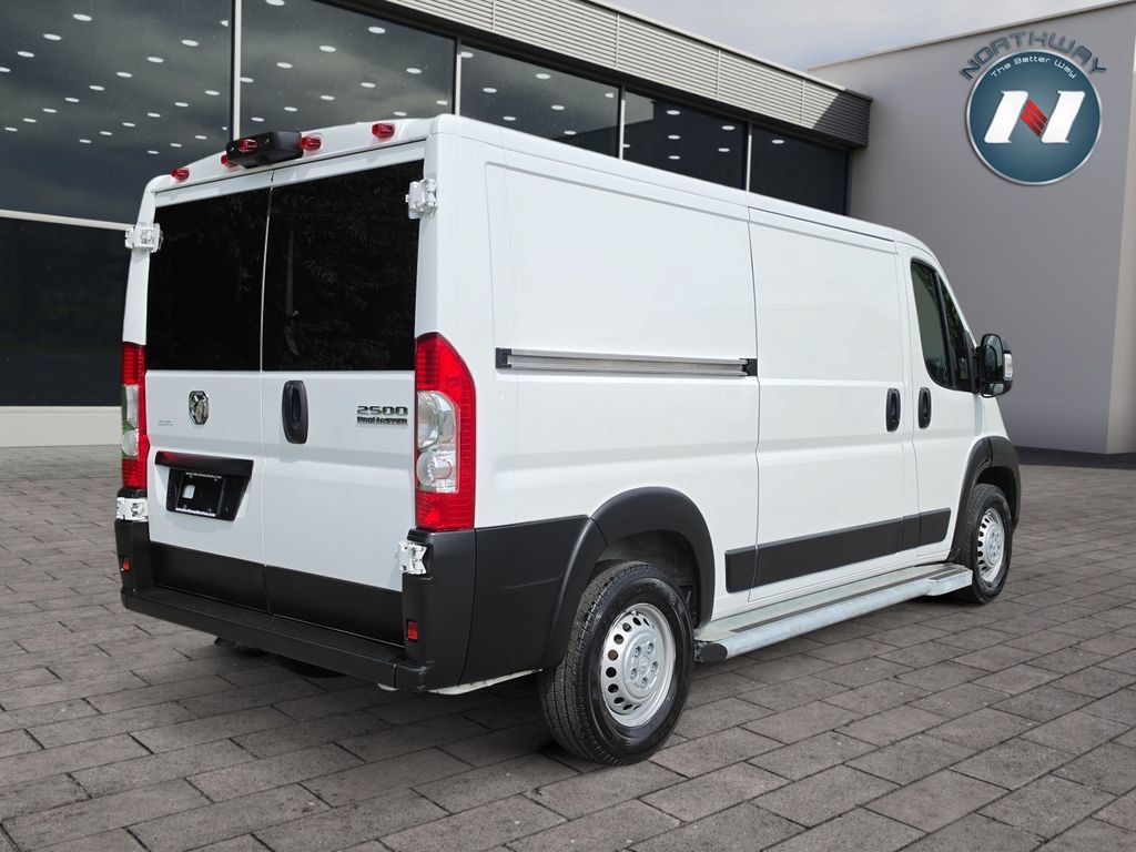 Used 2025 RAM ProMaster 2500 w/ U-Haul Equipment Group FWD image 5