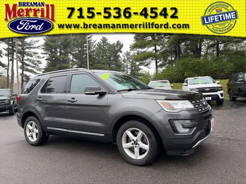 Used 2017 Ford Explorer XLT w/ Equipment Group 202A AWD/4WD image 1