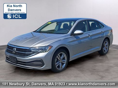 Used 2022 Volkswagen Jetta SE FWD image 1