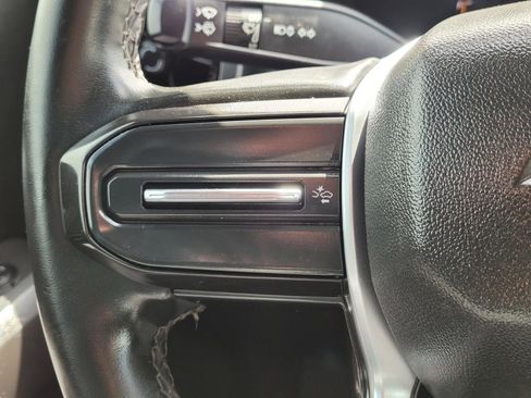 Used 2023 Chevrolet Colorado LT image 29