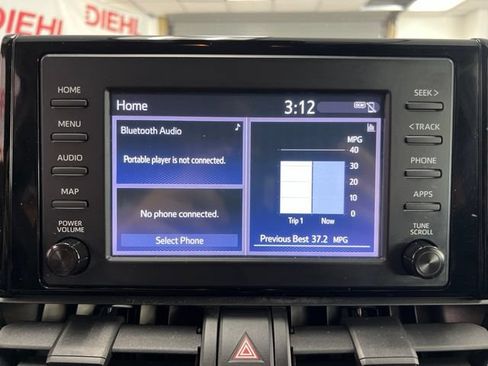 Used 2019 Toyota RAV4 LE w/ All Weather Liner Package FWD image 25