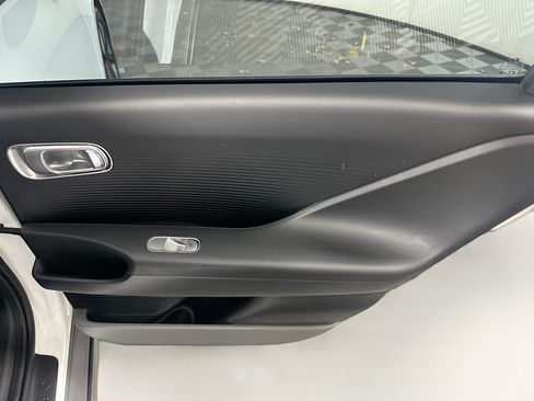 Used 2024 Hyundai Ioniq 6 SE RWD image 30