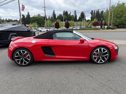 Used 2011 Audi R8 V10 AWD/4WD image 9