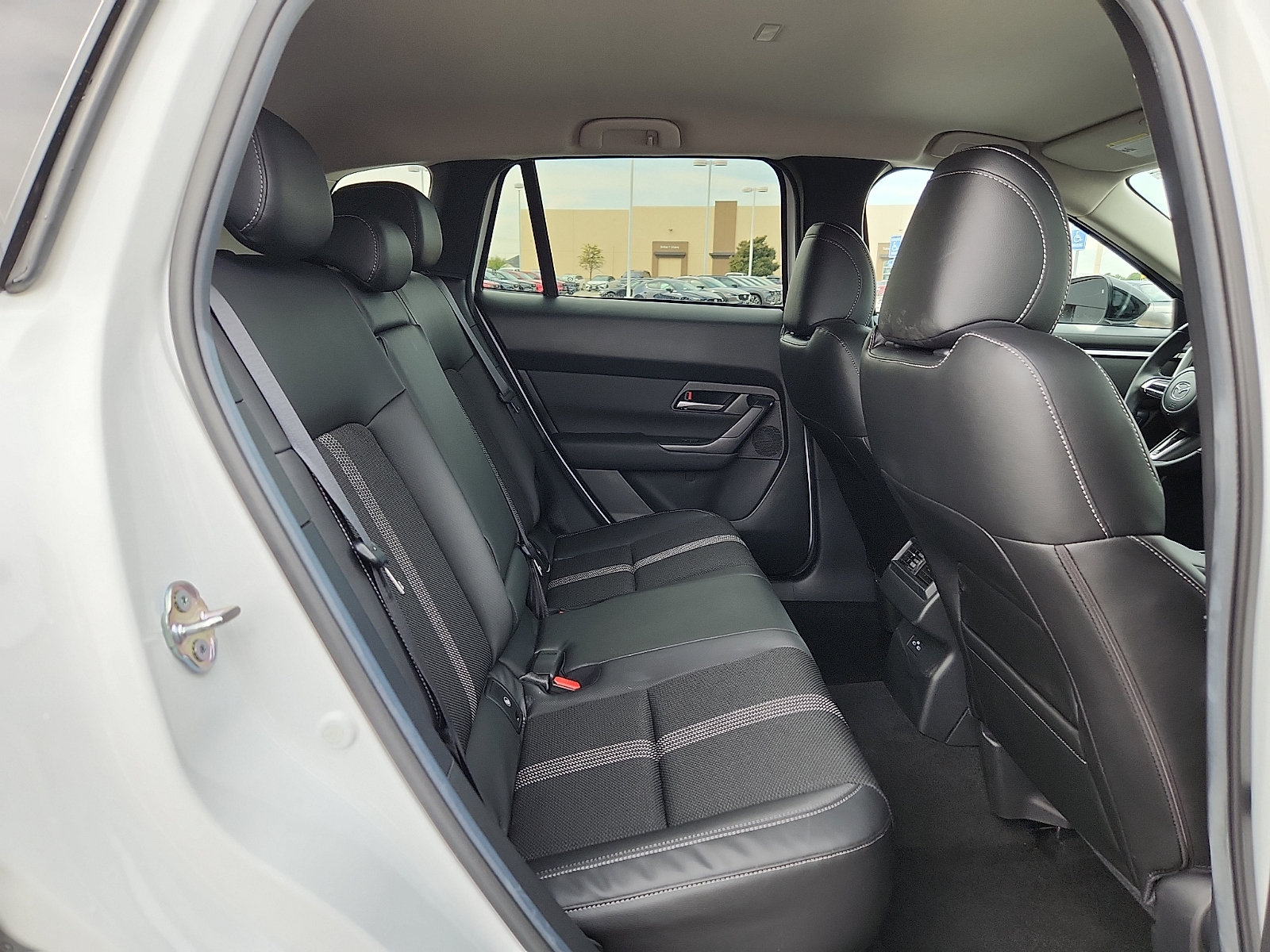 Used 2026 MAZDA CX-50 AWD 2.5 S w/ Cargo Package image 13