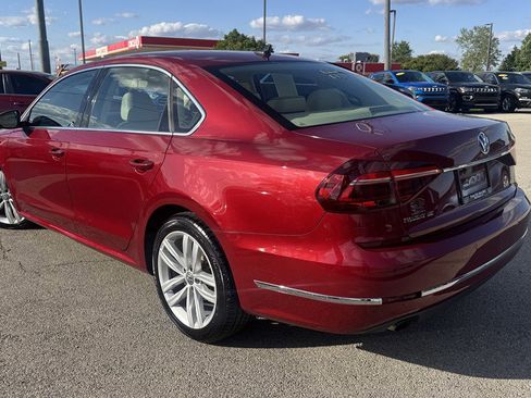 Used 2018 Volkswagen Passat 2.0T SE FWD image 6