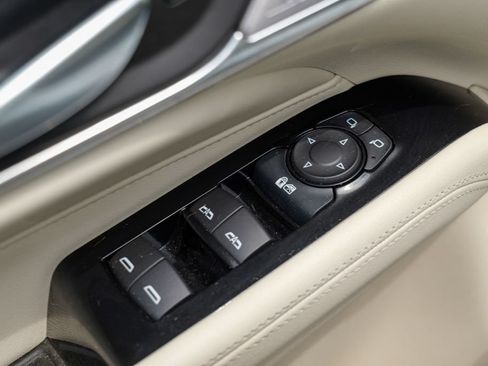 Used 2024 Cadillac CT4 Luxury w/ Sun And Sound Package AWD/4WD image 19