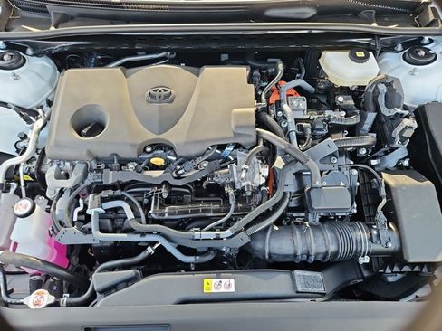 Used 2026 Toyota Camry LE FWD image 28