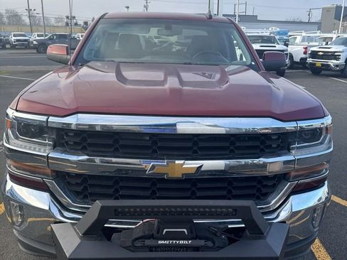 Used 2017 Chevrolet Silverado 1500 LT w/ All Star Edition image 2