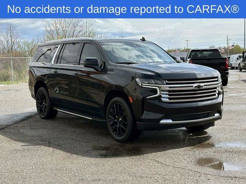 Certified 2023 Chevrolet Suburban High Country w/ Advanced Technology Package AWD/4WD image 8