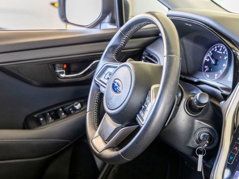 Used 2022 Subaru Outback Premium image 28