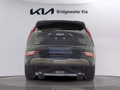 Used 2025 Kia Niro Wind w/ Wind Preserve Package FWD image 7
