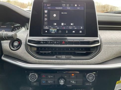 New 2026 Jeep Compass Latitude image 18