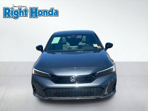 Certified 2025 Honda Civic Sport Touring image 9