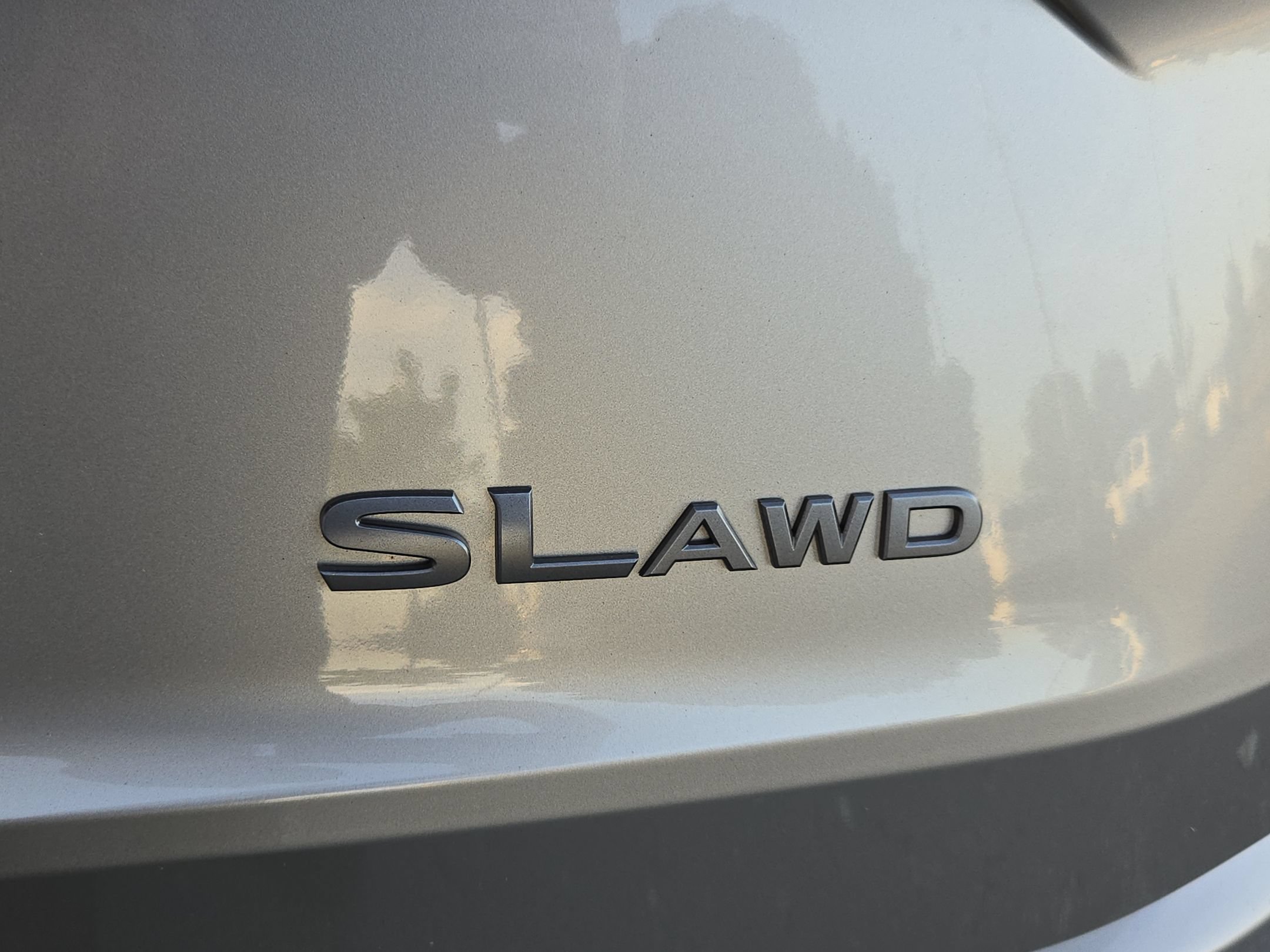 Used 2024 Nissan Rogue SL AWD/4WD image 36