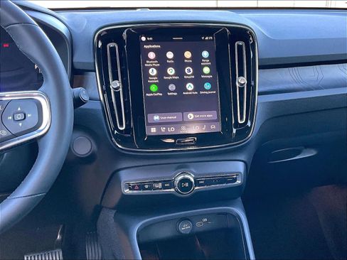 Used 2024 Volvo XC40 Recharge Plus w/ Protection Package Premier image 9