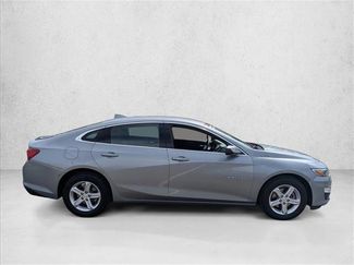 Used 2024 Chevrolet Malibu LT video 4