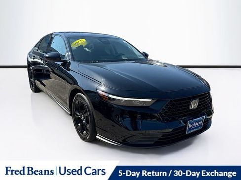 Certified 2025 Honda Accord SE image 1