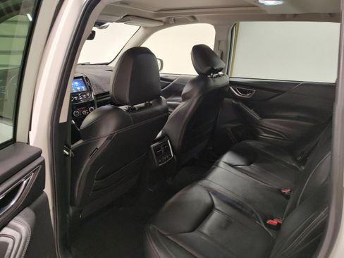 Used 2021 Subaru Forester Touring image 11