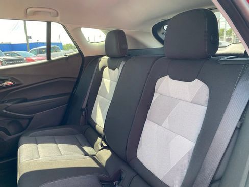 Used 2024 Chevrolet Trax LS FWD image 15