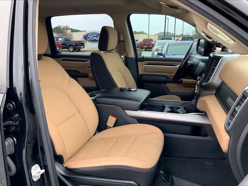 Used 2020 RAM 1500 Big Horn image 9
