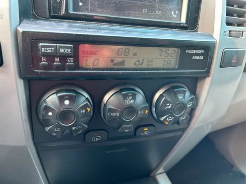 Used 2006 Toyota 4Runner SR5 RWD image 23