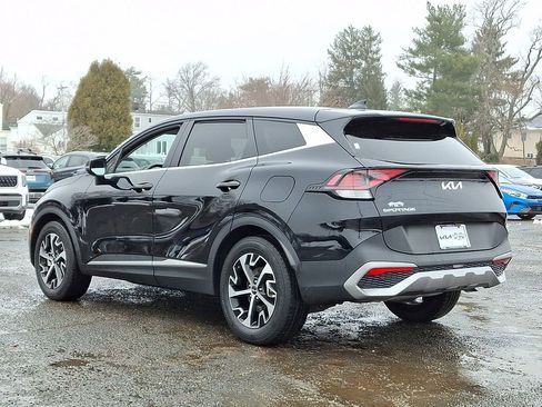Used 2023 Kia Sportage EX image 5