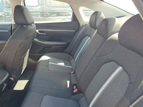 Used 2022 Hyundai Sonata SE FWD image 12