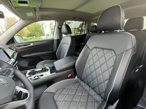 New 2026 Volkswagen Atlas SEL Premium R-Line AWD/4WD image 11
