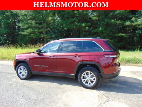 Certified 2022 Jeep Grand Cherokee Limited image 4