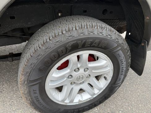 Used 2004 Toyota Tundra Limited image 13