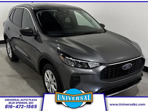 Used 2024 Ford Escape Active AWD/4WD image 1
