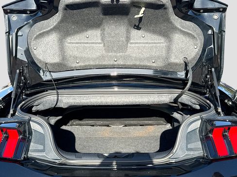 Used 2024 Ford Mustang Premium image 12