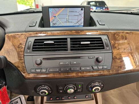 Used 2008 BMW Z4 3.0i image 16