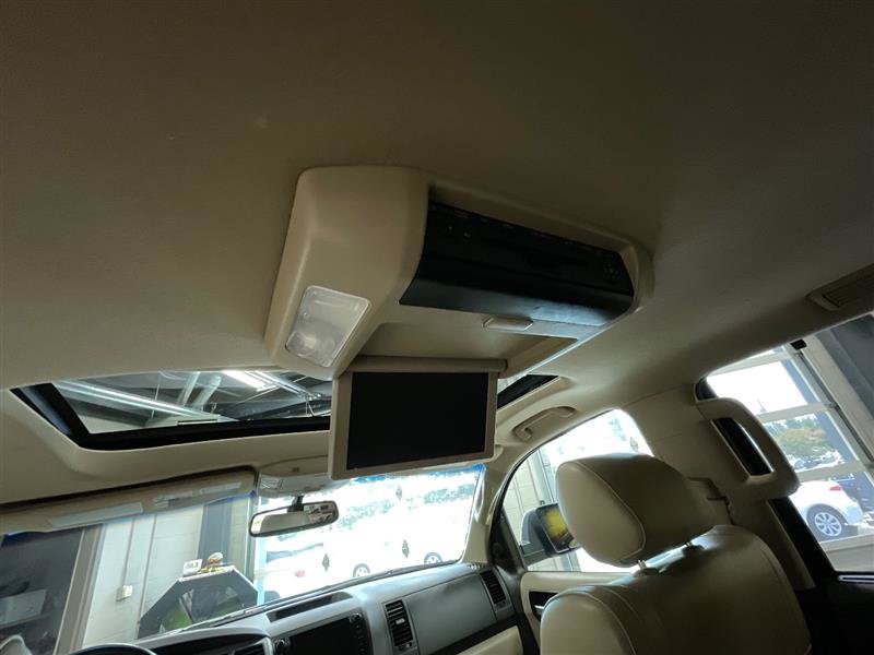 Used 2008 Toyota Sequoia Platinum w/ Cold Area Pkg AWD/4WD image 28