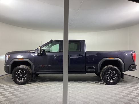 Used 2024 GMC Sierra 2500 AT4X AWD/4WD image 8