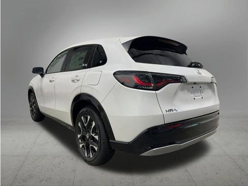 New 2026 Honda HR-V EX-L image 3