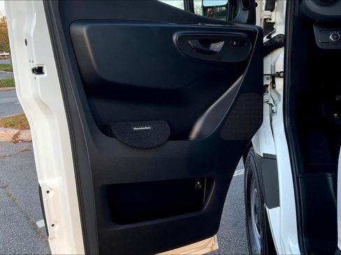 Certified 2025 Mercedes-Benz Sprinter 2500 image 14