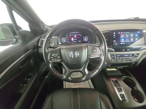 Used 2023 Honda Passport TrailSport image 12