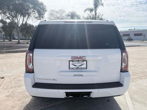 Used 2016 GMC Yukon XL SLT w/ Open Road Package AWD/4WD image 14