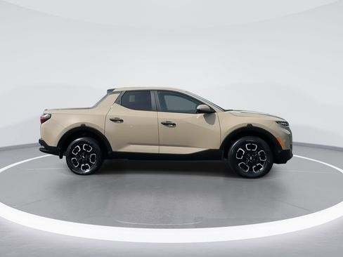 Used 2023 Hyundai Santa Cruz SE image 8