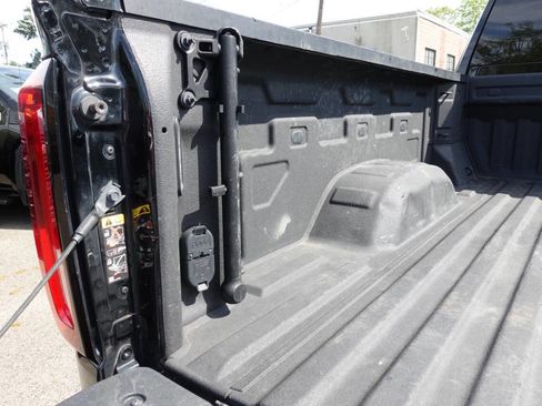 Used 2023 GMC Sierra 2500 AT4 w/ Gooseneck/5TH Wheel Package image 31