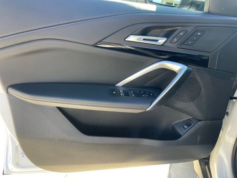 Used 2025 BMW X1 xDrive28i image 10