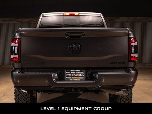 Used 2024 RAM 2500 Laramie w/ Night Edition image 7